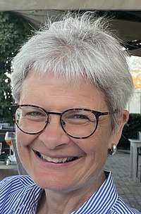 Dr. Christina Wolf